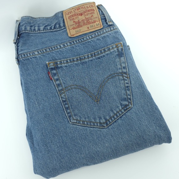 VTG Levis 560 Comfort Fit Blue Jeans Mens 36X34 Medium Wash Denim Slight Taper - Picture 1 of 14